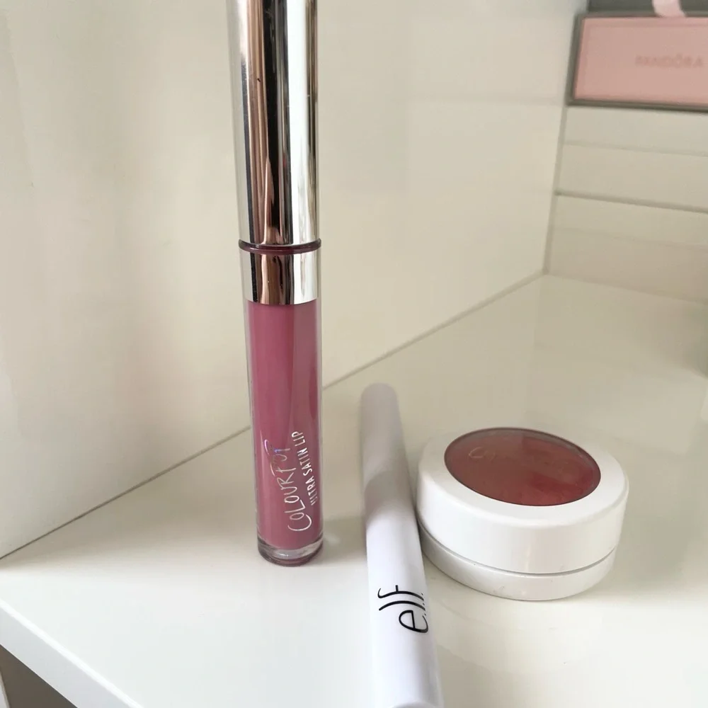 Colourpop bundle - Picture 2 of 4